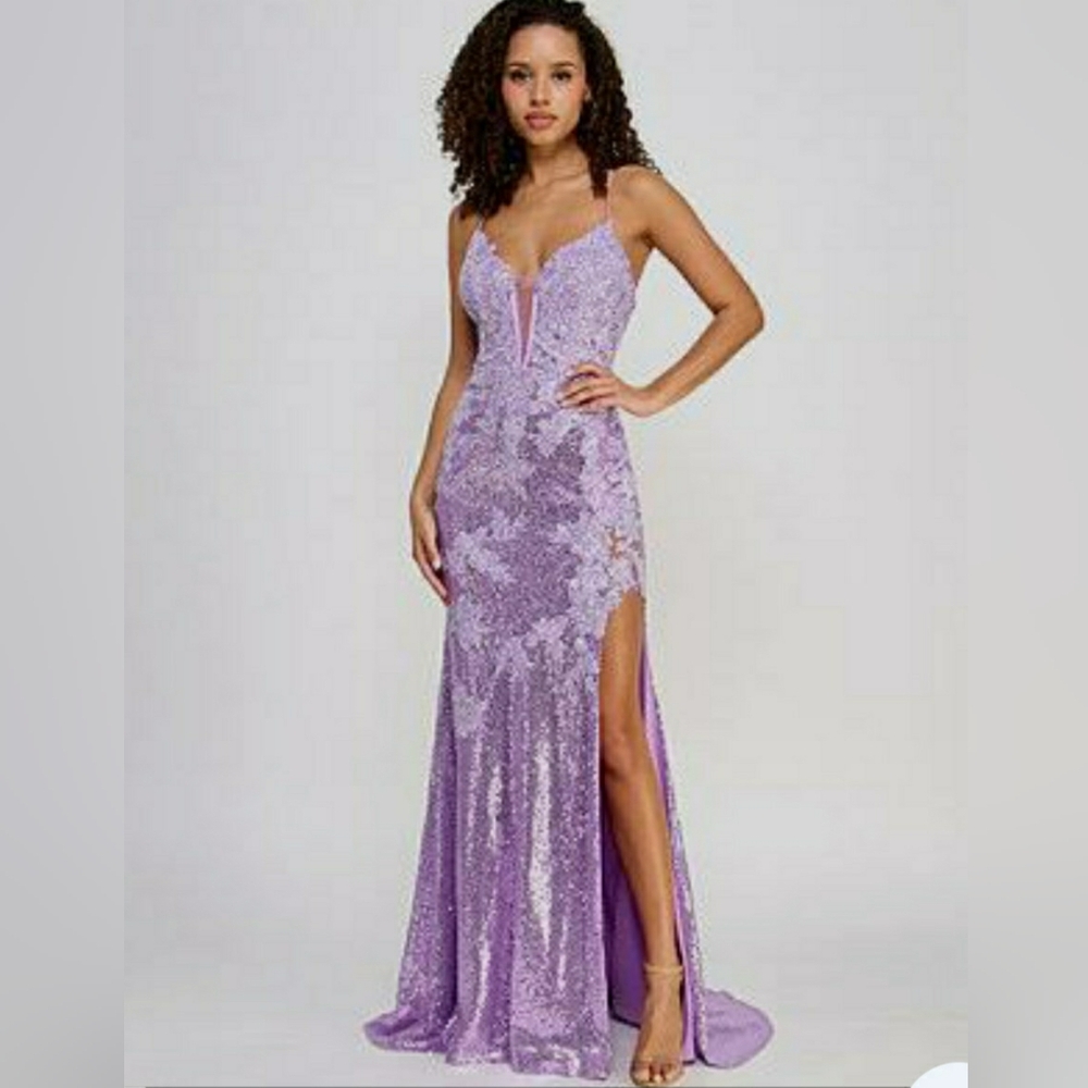 Say Yes Elegant Embelished Lavender Formal Evening Gown, Size 7/8 NWOT
